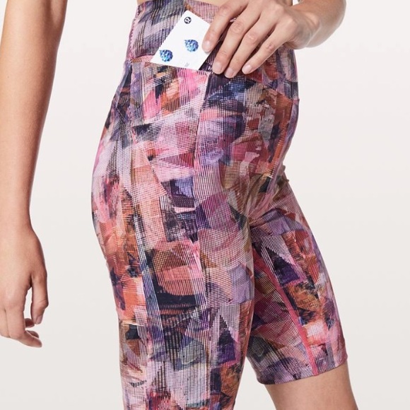 NWT lululemon on pace shorts sun dazed pink - Picture 2 of 7